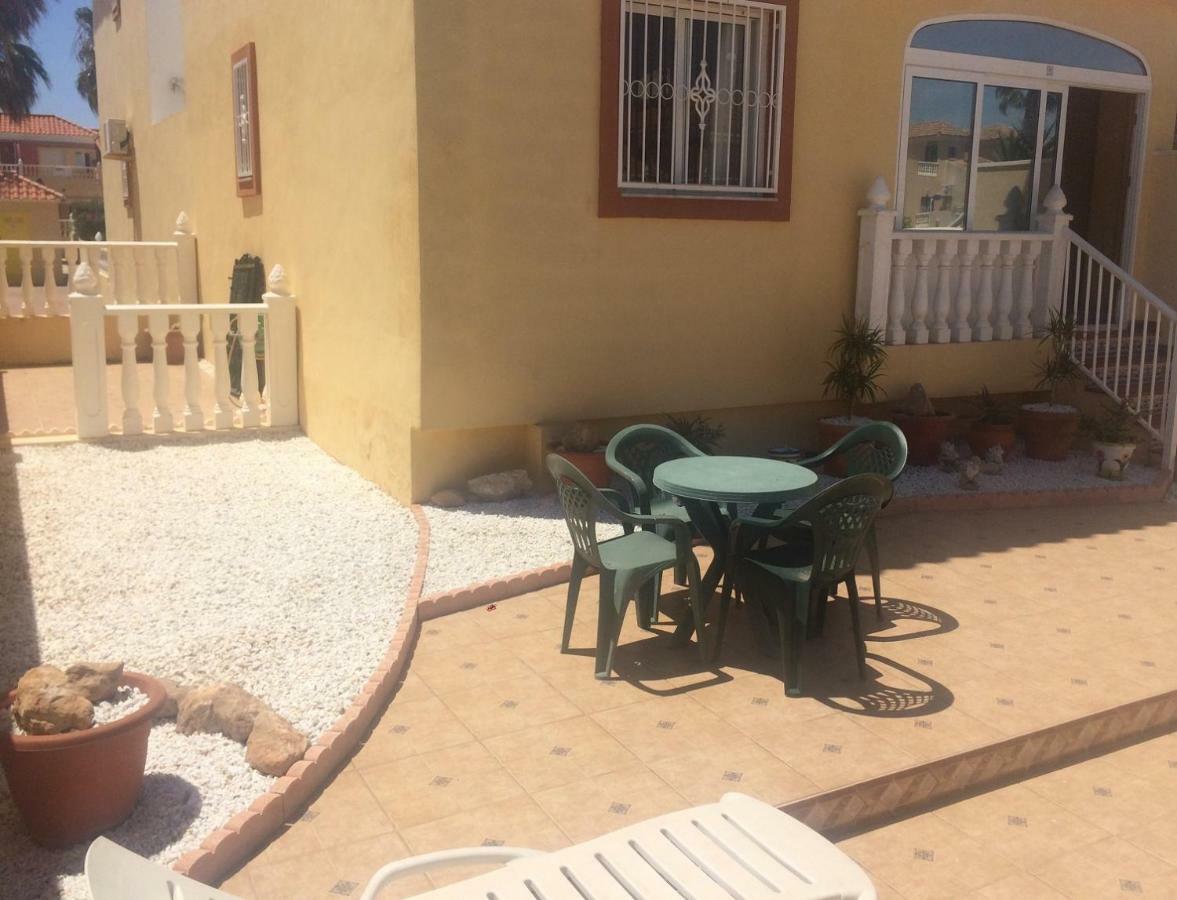 Torrevieja, La Torreta Ground Floor With Large Private Patio Garden Appartamento Torrevieja