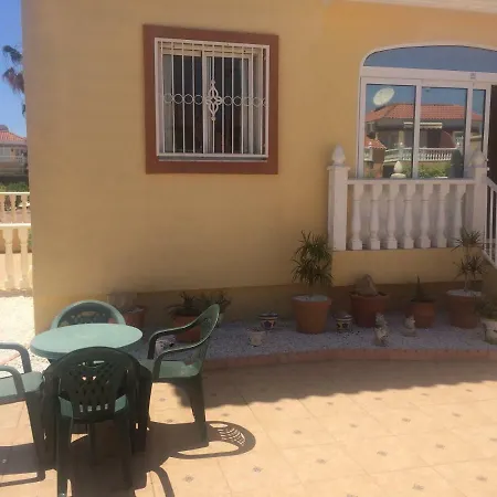 Torrevieja, La Torreta Ground Floor Apartment With Large Private Patio Garden Exterior photo