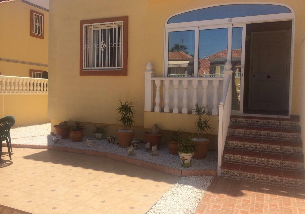 Torrevieja, La Torreta Ground Floor With Large Private Patio Garden Torrevieja