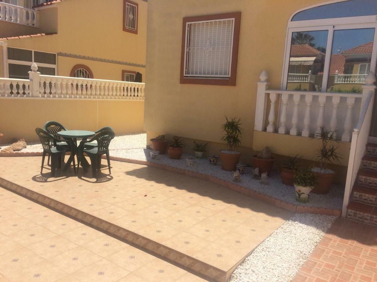 Apartamento Torrevieja, La Torreta Ground Floor With Large Private Patio Garden Torrevieja